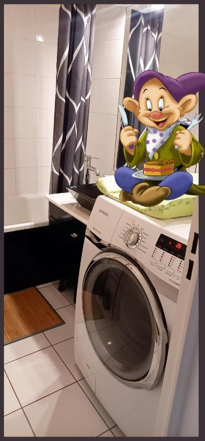 Appartement Avec Salle De Jeux Privee,10Min De Disney Transport En Commun 6 Couchages Chanteloup en Brie Bagian luar foto